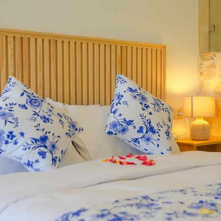 Villa La Rose Bleue - Residence Hoteliere Avec Piscine - Suvayr Dış mekan fotoğraf